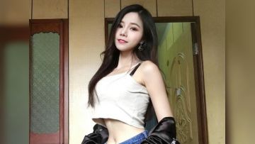 约炮抖音网红霜儿酒店开着房门啪啪呻吟刺激