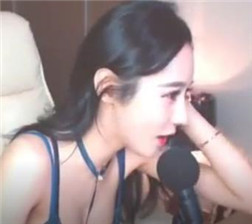 韩国两女主播直播大秀 mp4