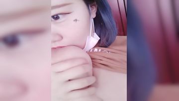 H罩杯白虎美女直播秀_20181209LDddHJDK9