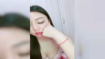 翘臀美美❤️-屁股太翘了，逼 也很肥，这黑丝翘臀，后入最爽，高颜值小妹子真讨人喜欢呀！第08集