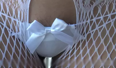 秘密花园学院派国模小涵酒店私拍洗澡试穿各式性感情...