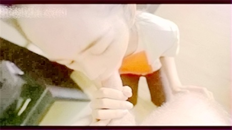 吃了伟哥偷情人妇爽约又实在找不到小姐就把酒店的服...