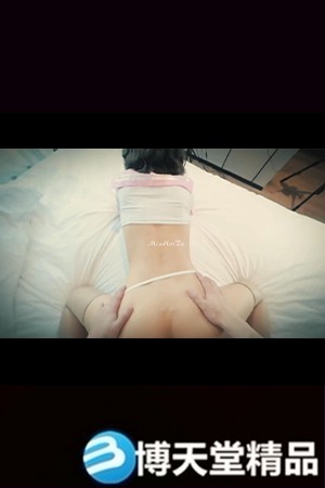 我曾经的女朋友，现在变成了朋友的淫荡老婆